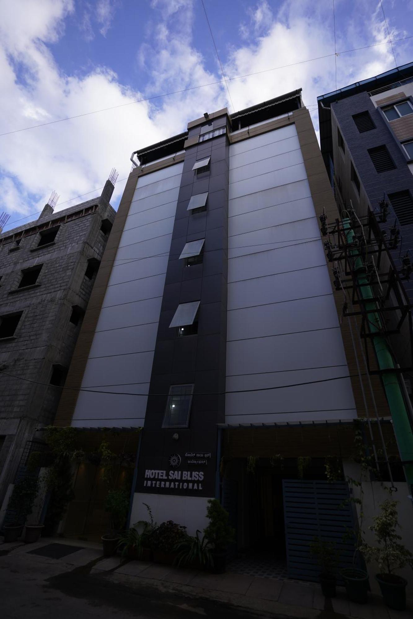 Sai Bliss Residency, Manyata Tech Park Hotel Bangalore Exterior photo
